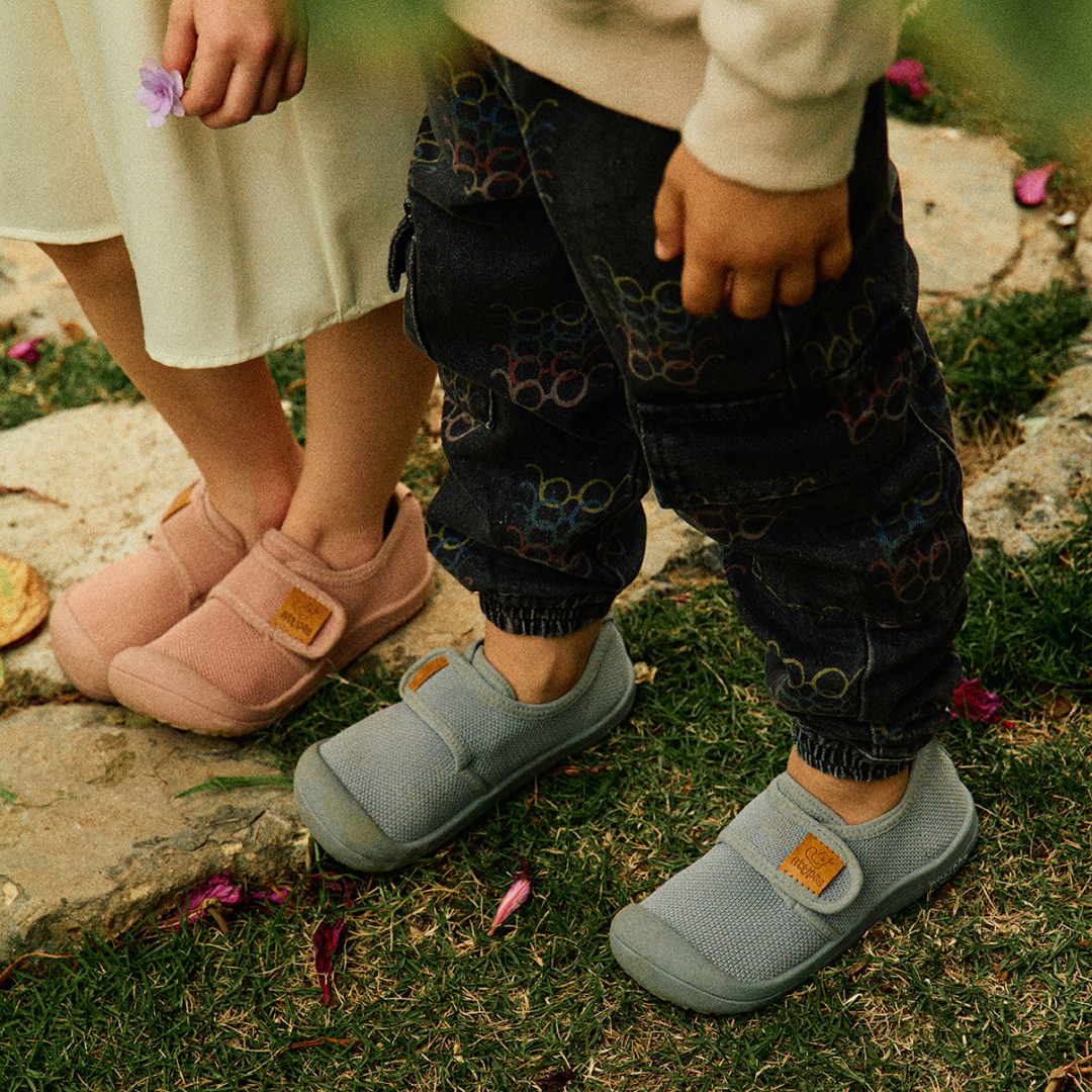 Attipas - Skin Shoes (Grey)