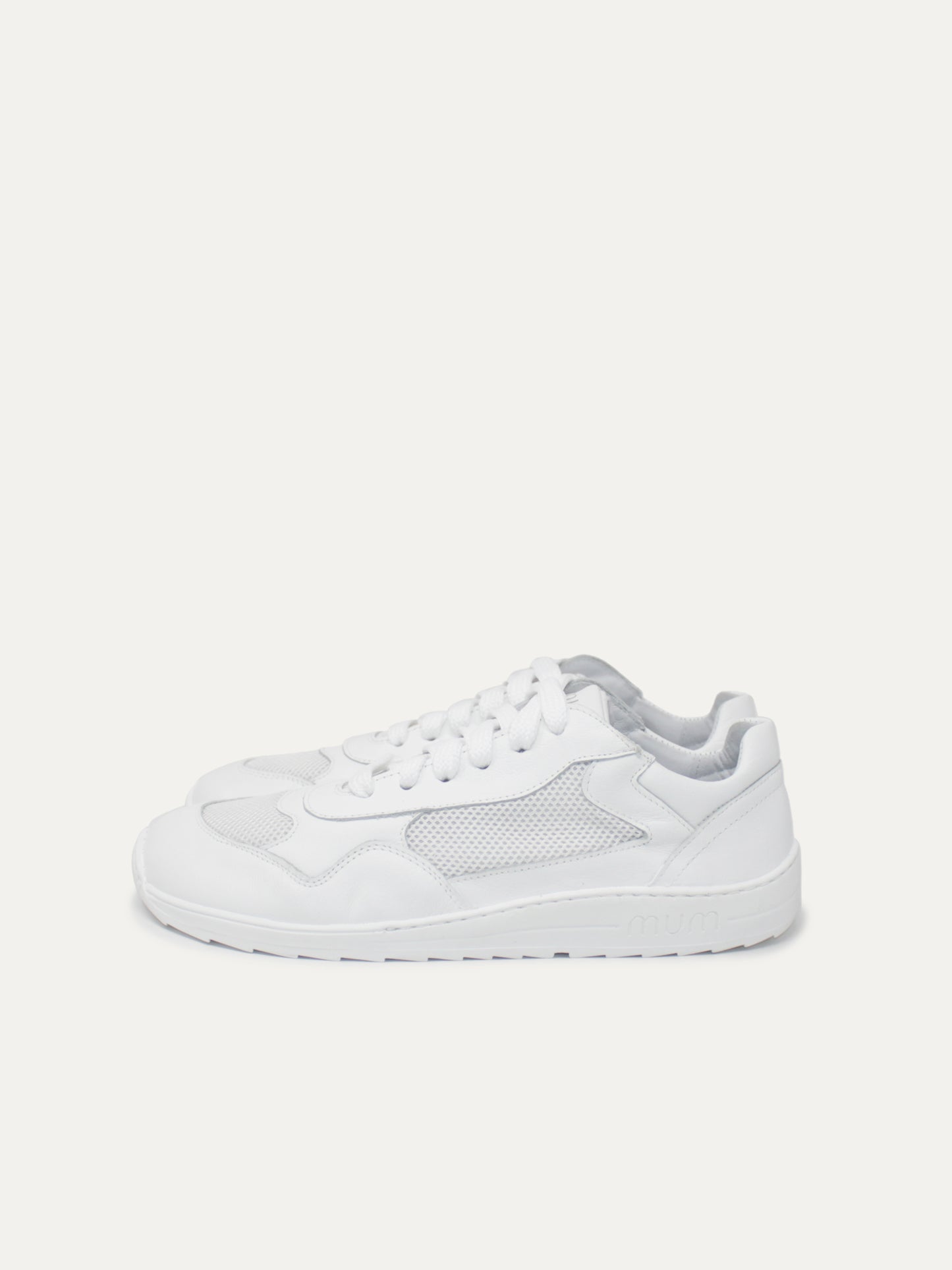 Mum Barefoot - Daniela (White)