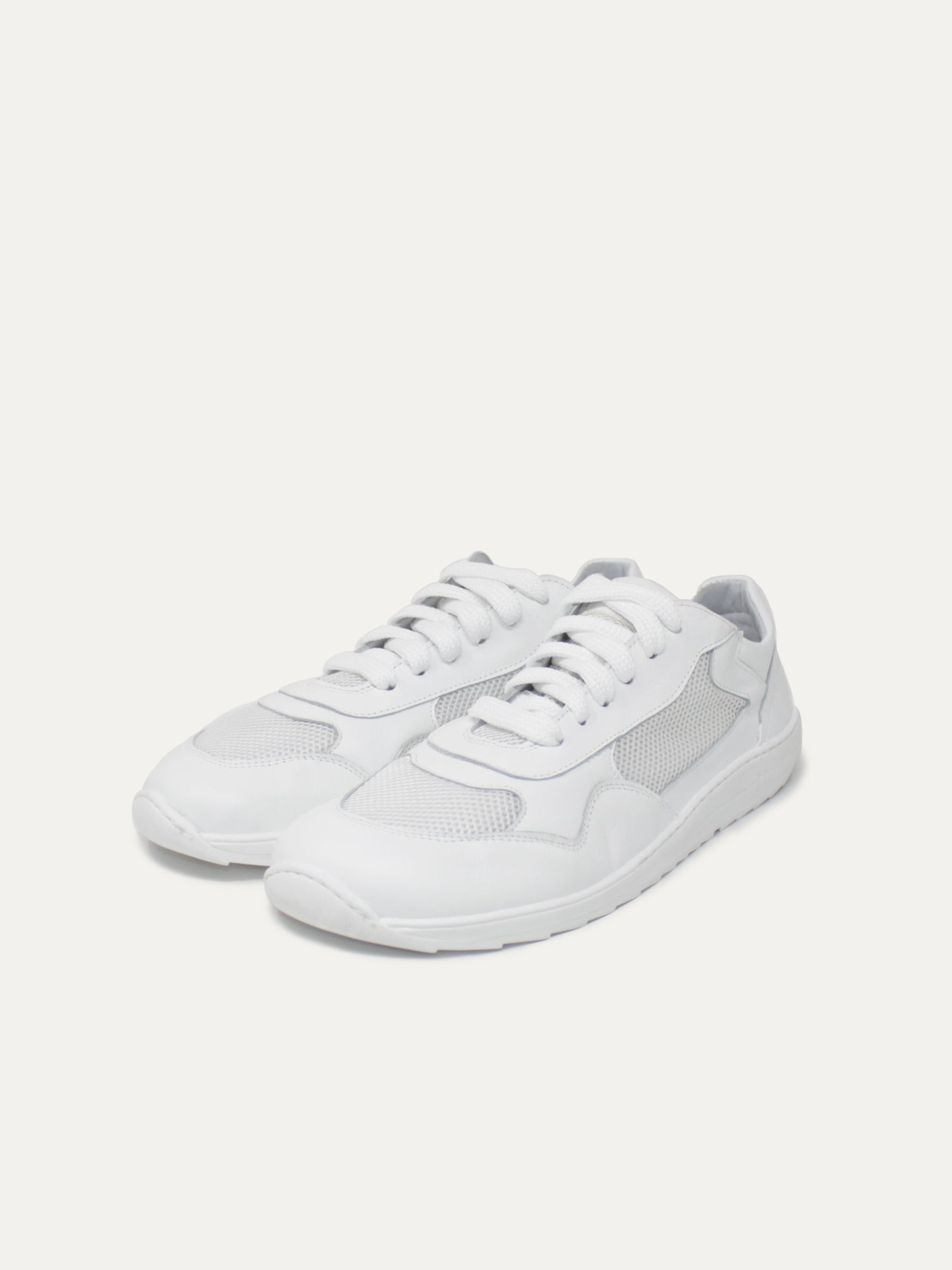 Mum Barefoot - Daniela (White)