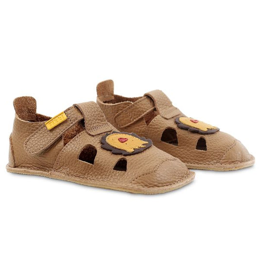 Lang.s by Tikki Shoes - Nido (Leo)