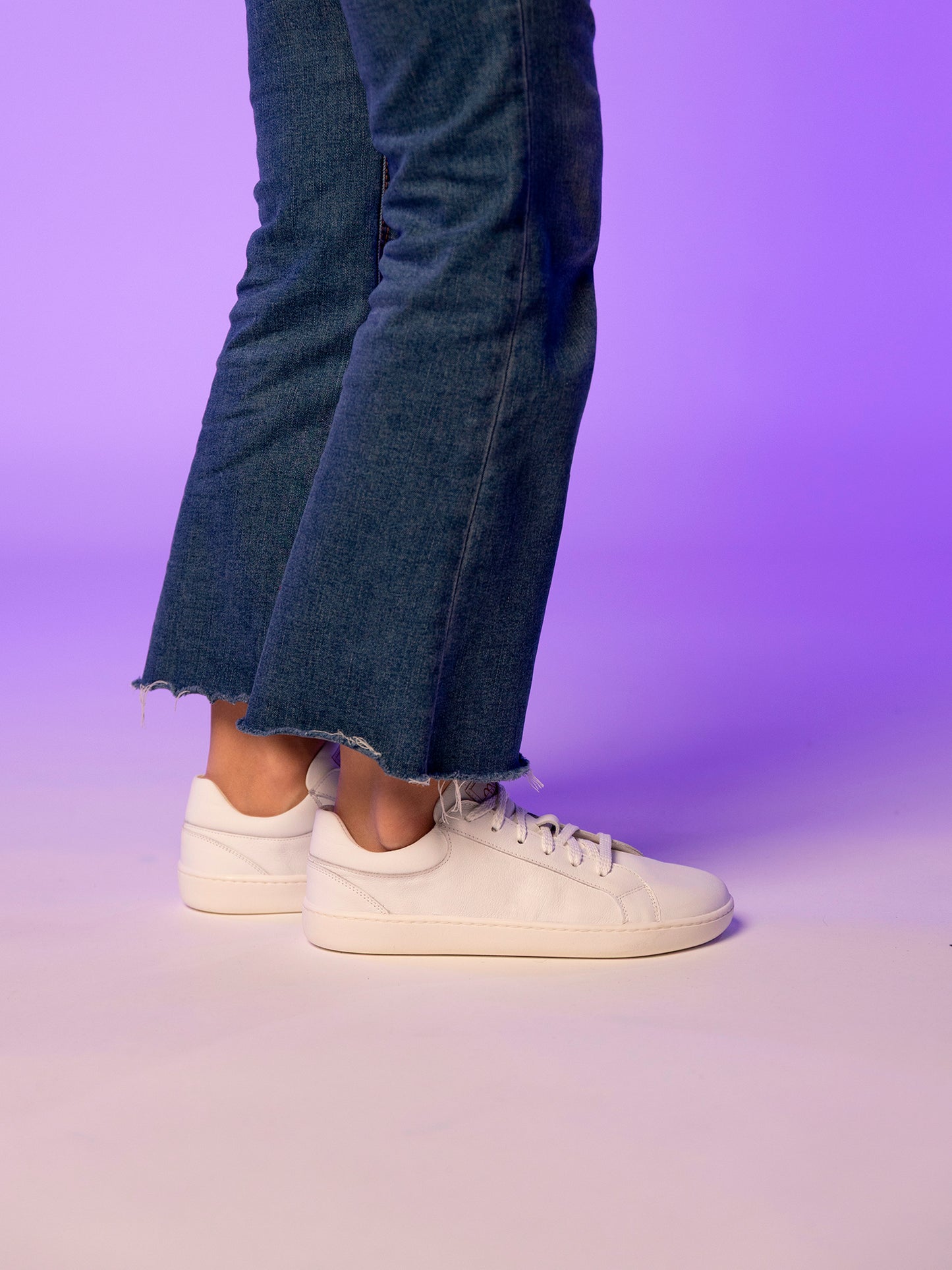 Mum Barefoot - Diana (White)