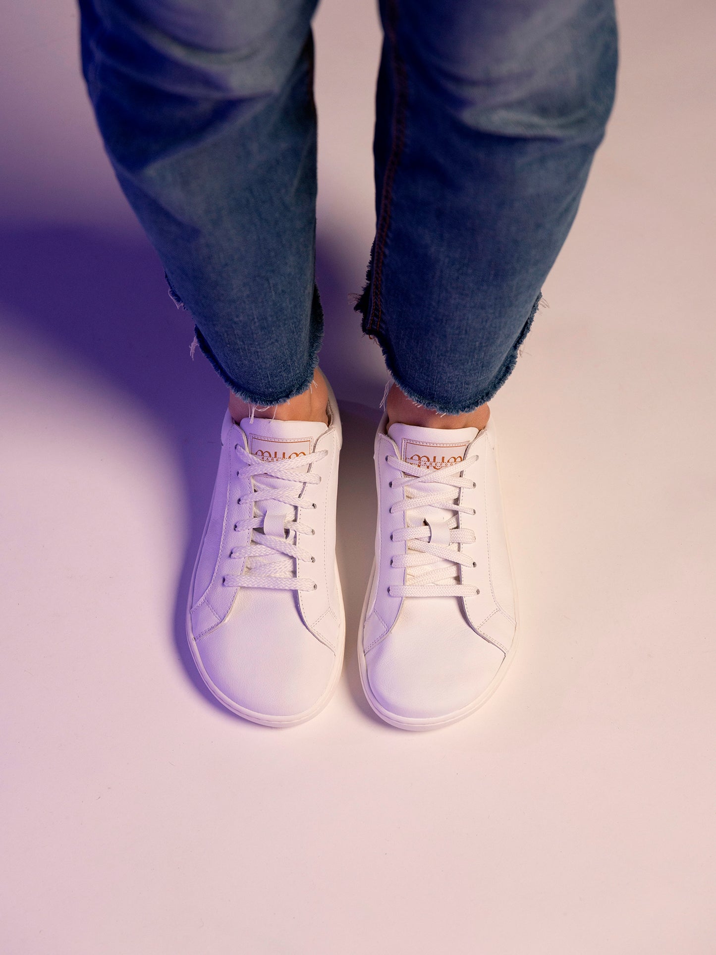 Mum Barefoot - Diana (White)