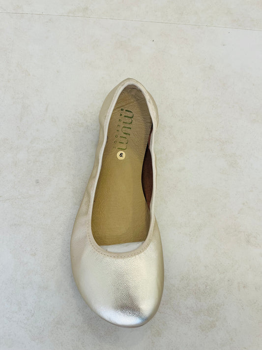 Mum Barefoot - Sara (Star)