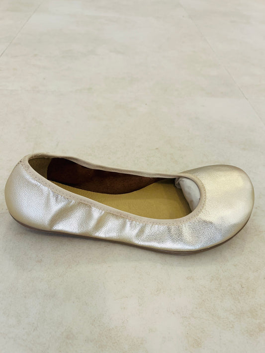Mum Barefoot - Sara (Star)